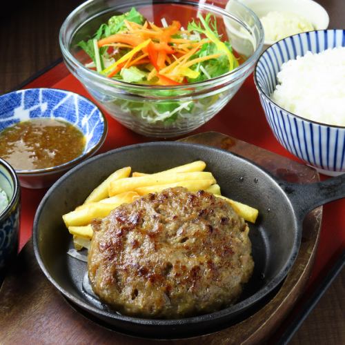 飛騨牛ハンバーグ定食 