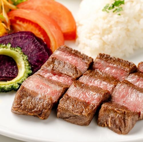 和洋中の料理ラインナップ