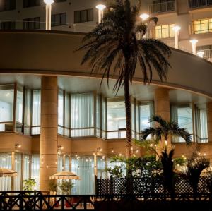 開放感あるテラス席は、誕生日パーティーや記念日のお祝いなど、特別なイベントにもぴったりです。美しい夕日をバックに、沖縄の食材を活かしたBBQで忘れられない思い出を作ることができます☆