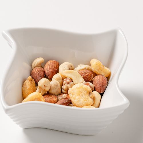 ミックスナッツ