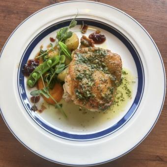 若鶏と旬の野菜のオーブン焼き ブルゴーニュ風 焦がし醤油ソース 単品(ライス付き)