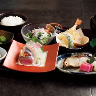 【점심의 회식에 추천】 생선회와 튀김과 불고기를 먹을 수 있는 에도쵸 고젠(요리만) 2398엔
