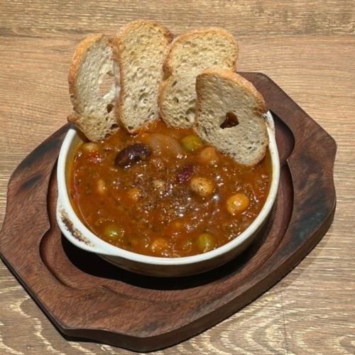 牛肉とお豆のチリトマト煮込み～メキシカン・チリ・コン・カルネ～