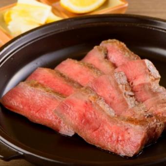 센다이 두꺼운 쇠고기 탄 스테이크