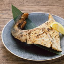 Grilled yellowtail collar