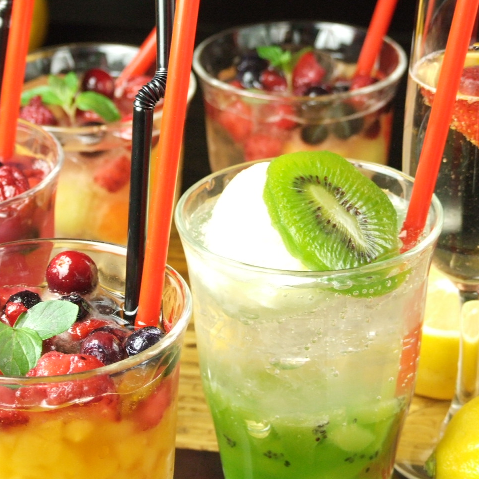 We offer a wide variety of all-you-can-drink drinks. For details, please see the drinks page.