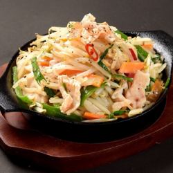 Iron plate stir-fried meat and vegetables