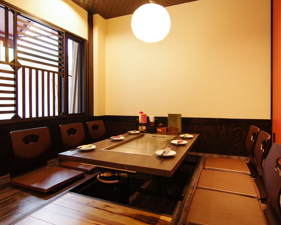 There are digging seats that are perfect for relaxing meals with your family ♪