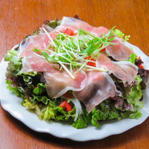 生ハムシーザーサラダ