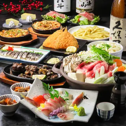 Luxury Fresh Seafood and Wagyu Beef Sukiyaki Hot Pot "Luxury Course" ★ Charcoal-grilled Miyazaki Chicken and Seared Mackerel ♪ 10 dishes with all-you-can-drink for 7,000 yen