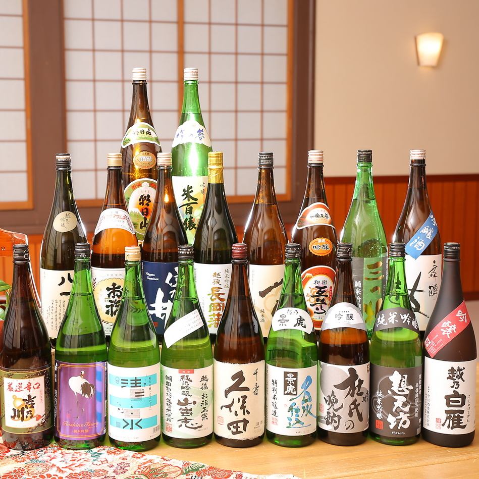 地元長岡市にある全16酒蔵の日本酒を取り揃えております！