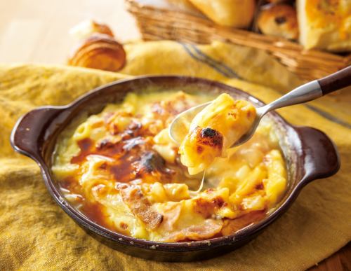 日式奶油焗烤，配以大量焦糖洋葱