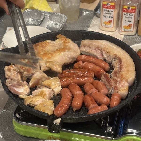 【当店イチ押し！】アルコール有りの豚・鶏焼肉食べ飲み放題　3,000円(税込)※ ビールは別料金です！