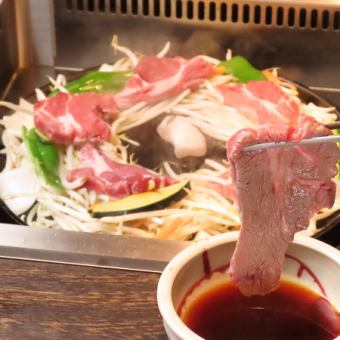 《当日OK》ラム肉4種類を堪能!名物塩ジンギスカン&2時間生ビール付き飲放【ラム4種満喫コース】