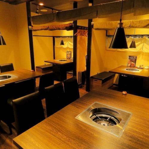 最大24名様迄ご利用可能です！テーブルを横に繋げて利用することも可能です。各種コースもご用意しておりますので、宴会にもご利用ください！内容のご相談も承りますのでお気軽にお問い合わせください。