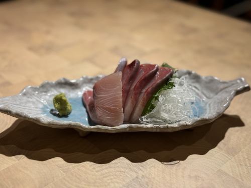 ブリ刺し