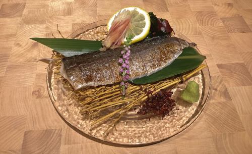 豪快！〆さば半身炙り