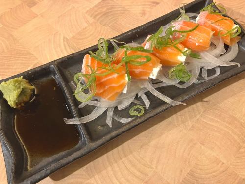サーモンとクリームチーズわさび醤油