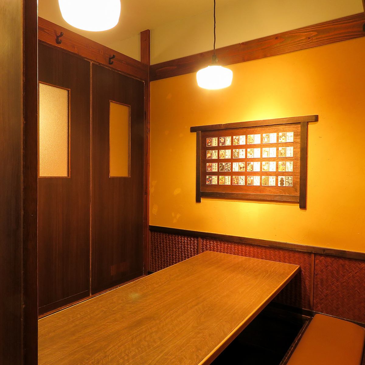 We have a private room with a sunken kotatsu ^^ Reservations are recommended!