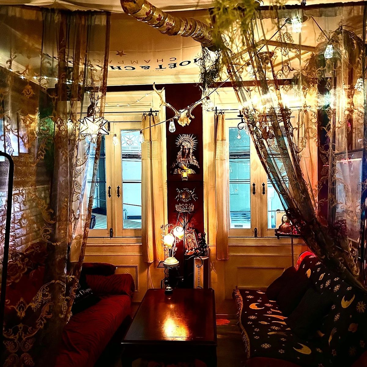 関内駅より徒歩1分！異空間で愉しむ大人の隠れ家