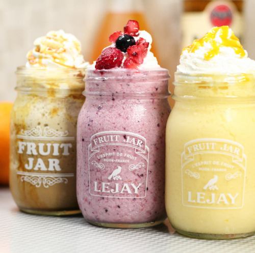 ドリンクはカフェからアルコールまで幅広くご用意◎