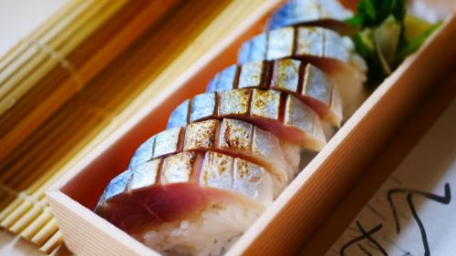 Grilled mackerel sushi