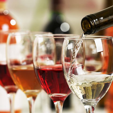 各種カクテル・アルコールドリンクをご提供!