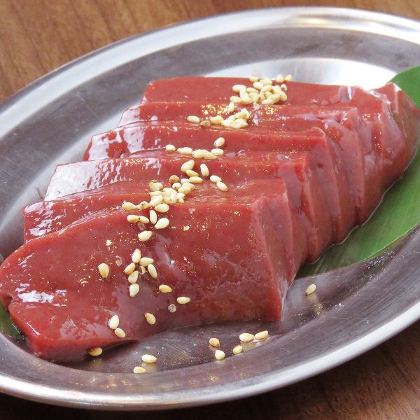 Joji's specialty! Best liver to eat with sesame oil salt and grated garlic ◎