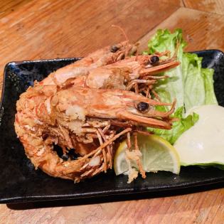 [Deep-fried shrimp with special miso sauce]