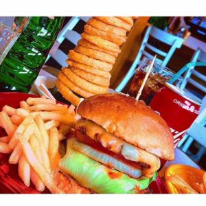 Cheddar cheese burger & ONION RING TOWER