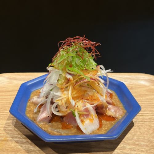 Seared local chicken, saliva-like chicken style