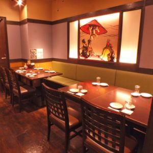 這是一張可以讓你放鬆的桌子。也可承辦中型宴會★花之舞竹之塚東口店