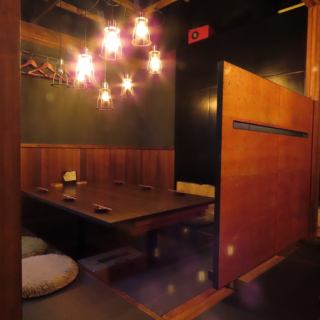 A private room with a sunken kotatsu is also available.