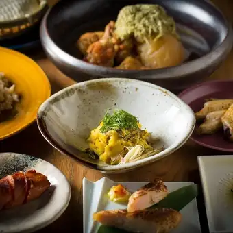【贅沢宴会に】旬の食材を使った海鮮やアテの数々全11品　　7000円