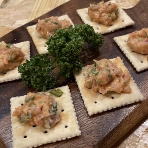 Spicy Tuna Crackers