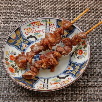 Gizzard skewers (2 skewers) with salt and sauce