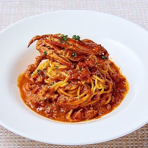 Tomato cream pasta with migratory crab and red snow crab