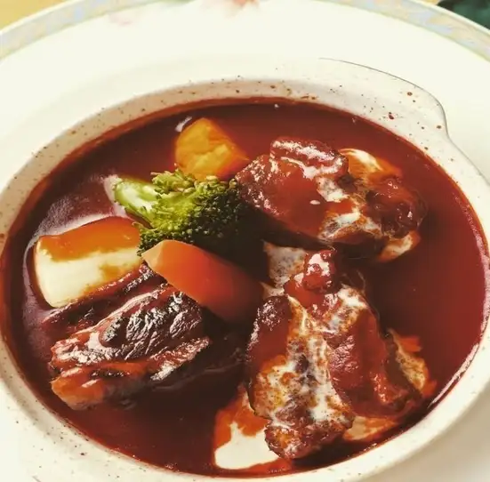 創業38年！どこか懐かしい落ち着いた雰囲気で味わう自慢の洋食！