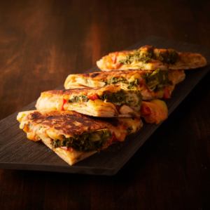 綠色蒂卡口袋披薩