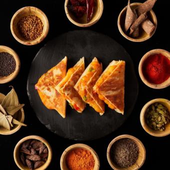 【定番コース】MADCHEFsコース★生ビール付★スパイス料理など7品+2時間飲み放題 4500円⇒4000円