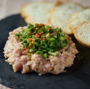 洋風ガーリックネギトロ＆ナン