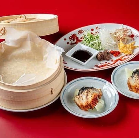 当店名物「うなぎの北京ダック風」一人前462円