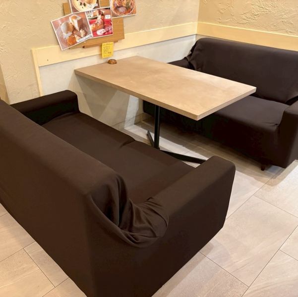 【デートやママ会、ファミリーにも人気☆】野菜たっぷりランチやボリュームのある手作りケーキ。とろ~り食感のキッシュなど、女性が喜ぶメニュー作りにこだわっています。男性の方でも食べ応えあるメニューもあるので、デートでご利用される方も多いんです♪