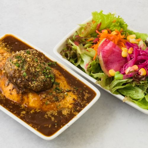 쇠고기 햄버거의 오므라이스