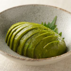 アボカド出汁醤油漬け