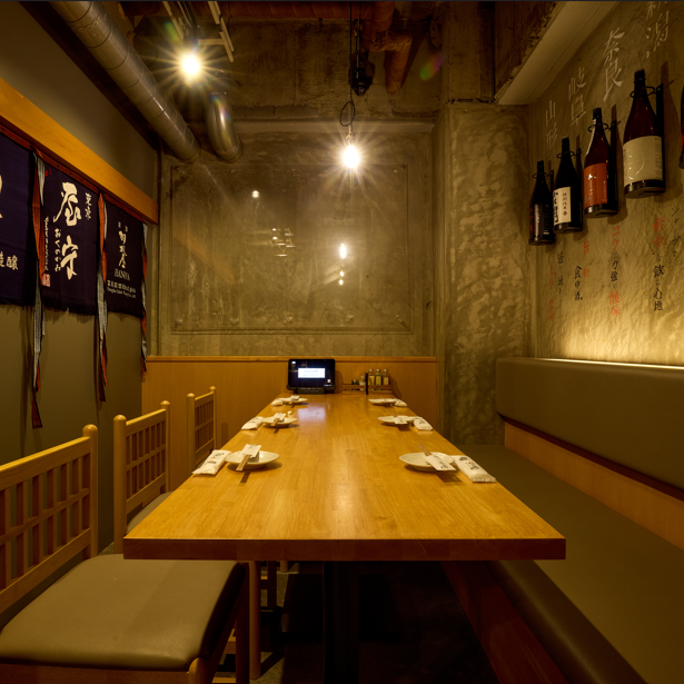 最大6名様までご利用いただけます。接待や宴会にもピッタリ◎