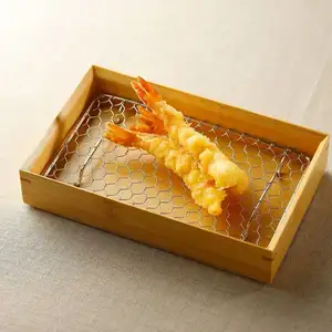 【人氣天婦羅】蝦肉蓬鬆柔軟，飽滿鮮甜。展現精湛技藝的經典天婦羅