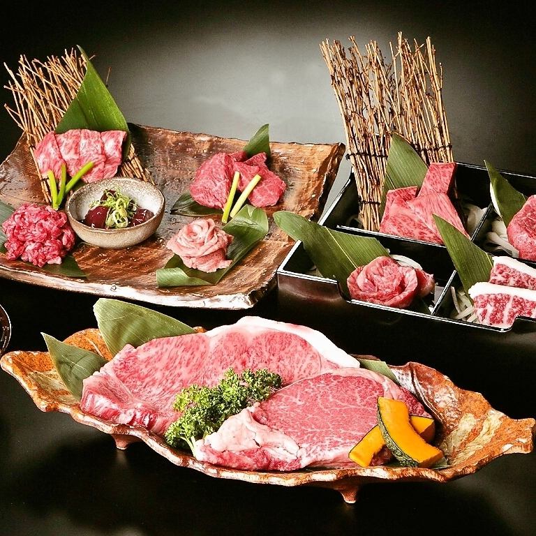 [All seats are private rooms] Up to 30 people can be accommodated. A showcase made possible by purchasing a whole Japanese black beef!