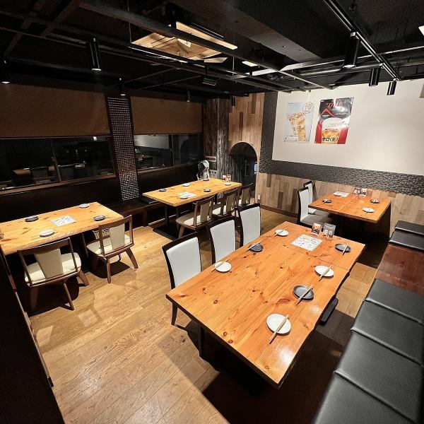 八坂通り沿い。5階へ！エレベーターであがればちょっと隠れ家的な鉄板焼き店。【歓送迎会　女子会　宴会　接待　デート　誕生日　記念日】