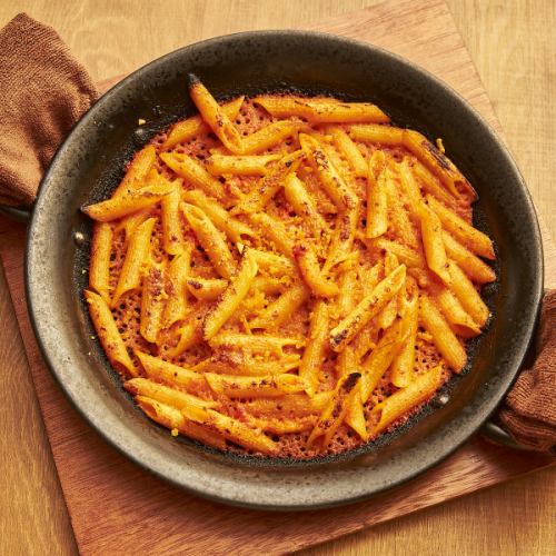 Penne pasta with crab and rich tomato cream